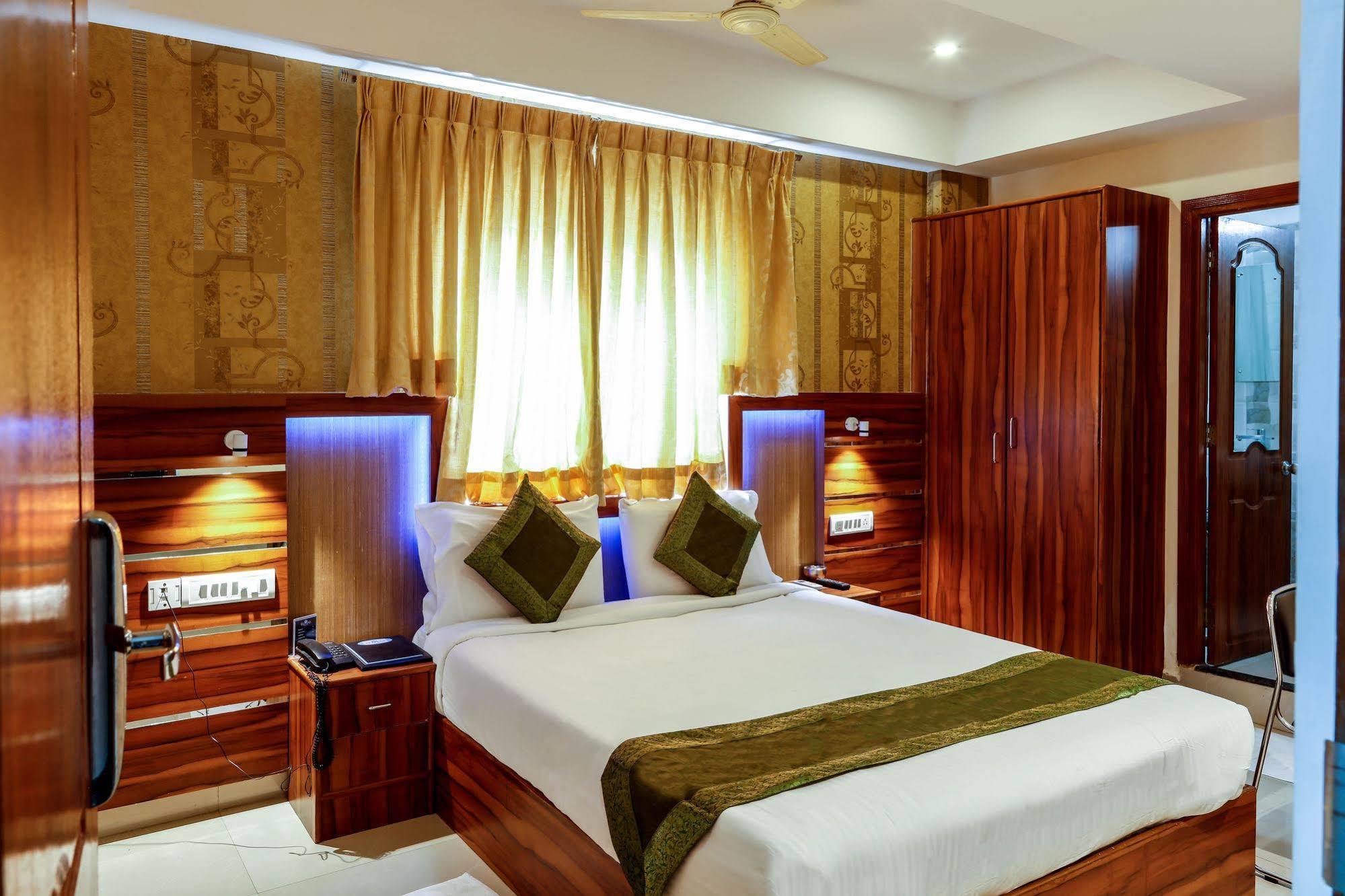 Itsy Hotels Elmas Golden Key Bangalore Eksteriør billede